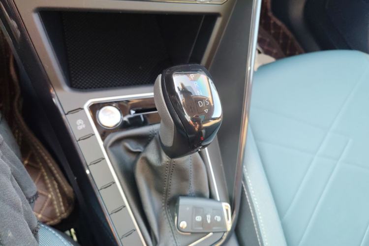 Used Volkswagen Lavida 2025 New Sharp 1.5L Outstanding New Vision Edition
