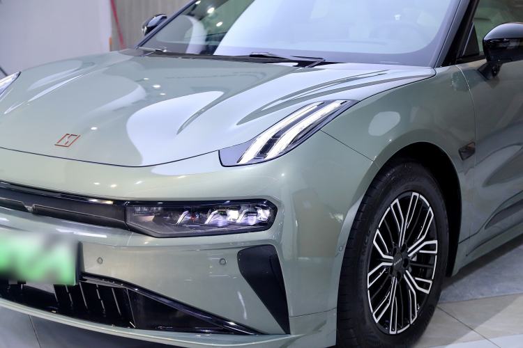 Used Zeekr 001 2025 WE Edition 95 kWh All-Wheel Drive
