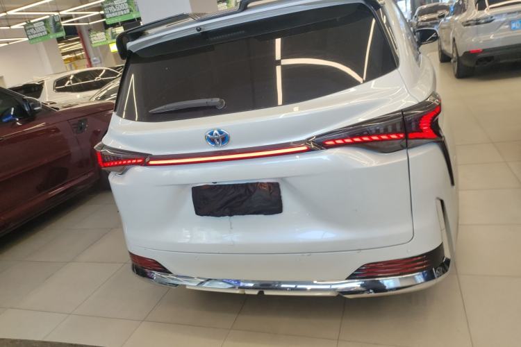 Used Toyota Sienna 2023 2.5L Hybrid Comfort Edition