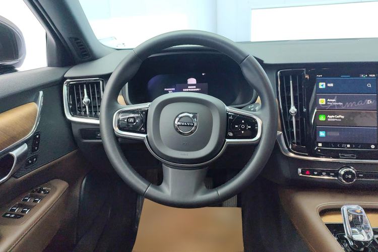 Used Volvo S90 2024 B5 Zhiyi Luxury Edition
