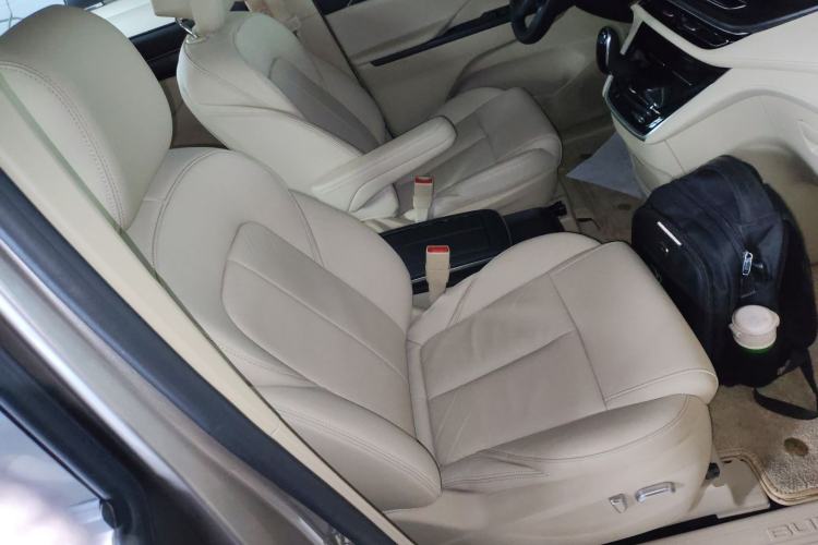 Used Buick GL8 2023 ES Lu Zun Deluxe Model