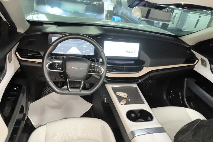 Used Chery New Energy eQ7 2024 512 km Leisure Edition
