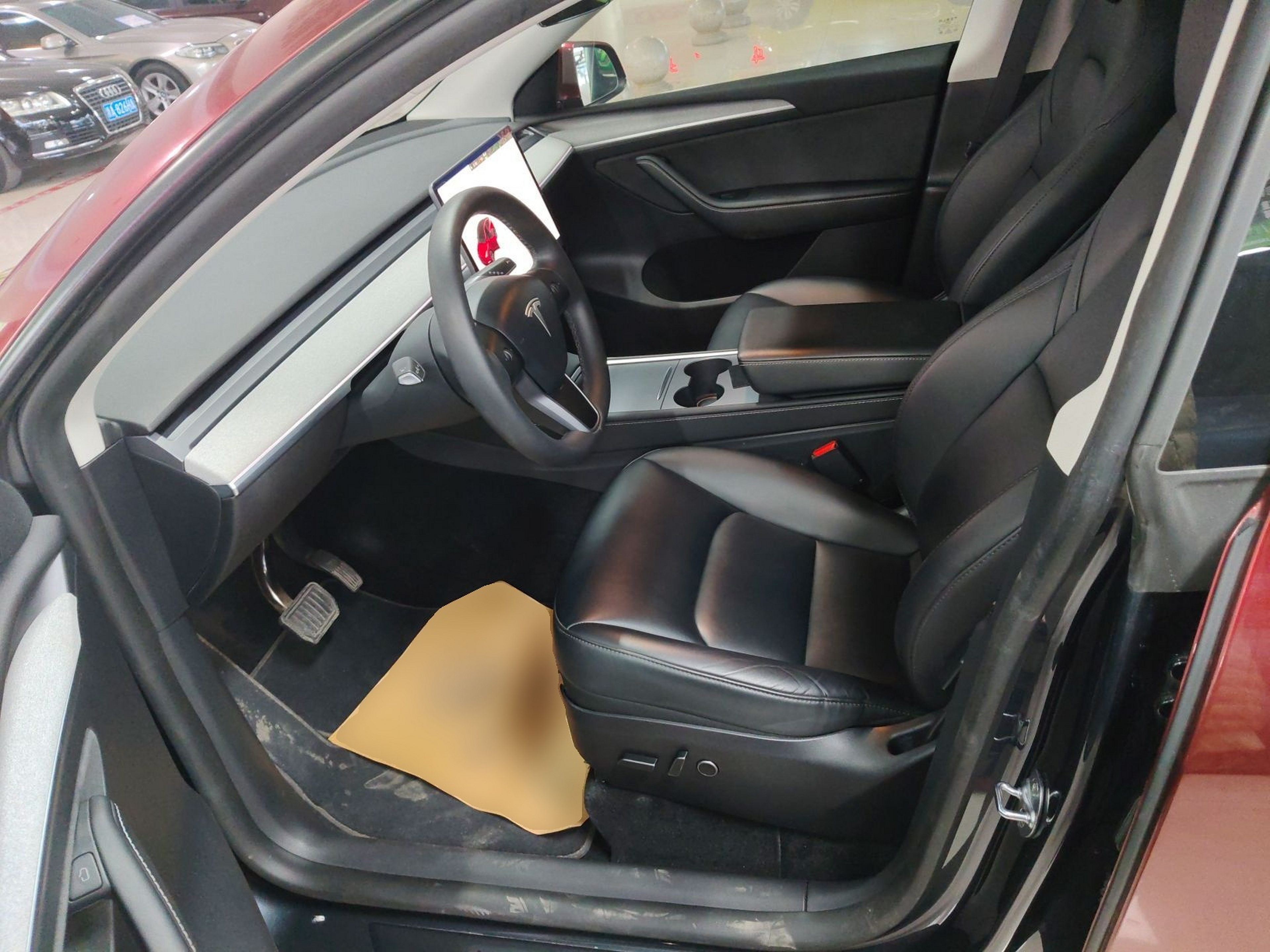 Переднее сиденье в автомобиле