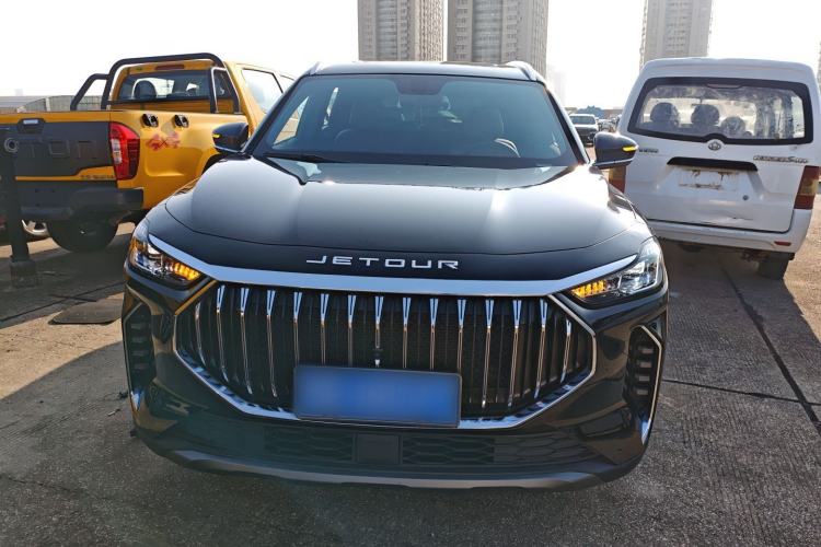 Used JETOUR X70 PLUS 2023 1.5T DCT Brave PLUS 7-Seater