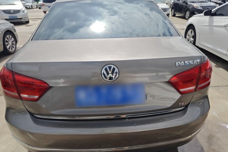 Used Volkswagen Passat 2014 1.8TSI DSG Prestige Navigation Edition
