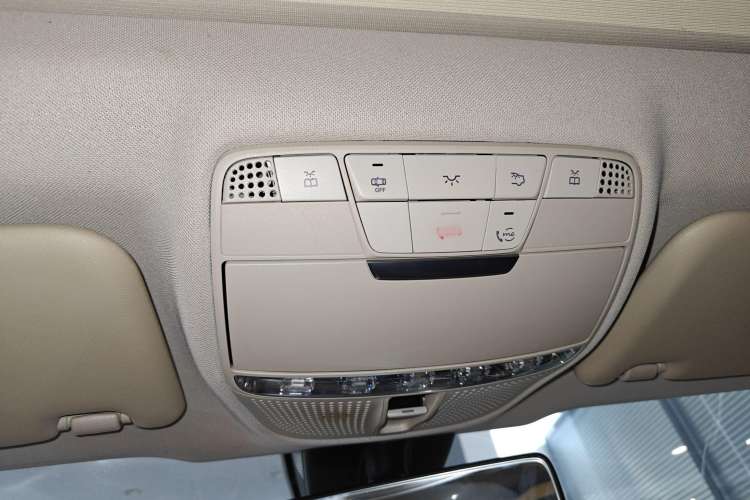 Used Mercedes-Benz E-Class 2022 Second Facelift E 260 L
