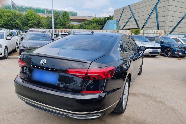 Used Volkswagen Passat 2019 330TSI Elite Edition China VI
