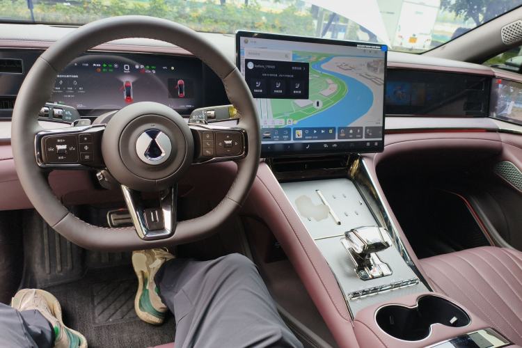 Used Denza Z9GT 2024 1100 Four-Wheel Drive Ultra Version
