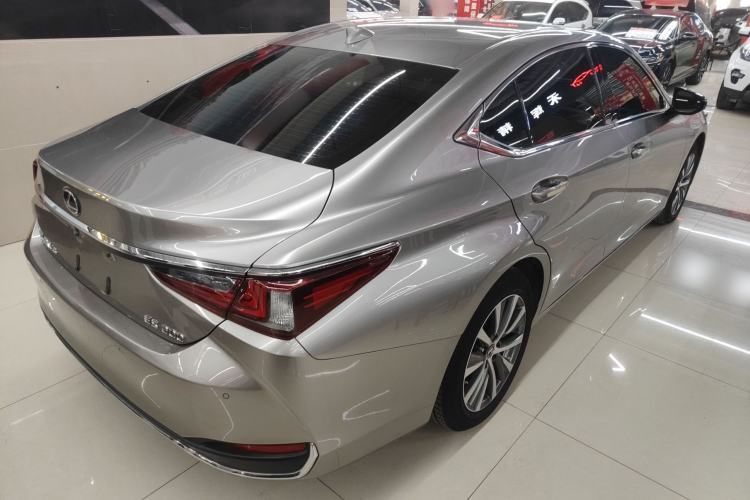 Used Lexus ES 2020 200 Excellence Edition