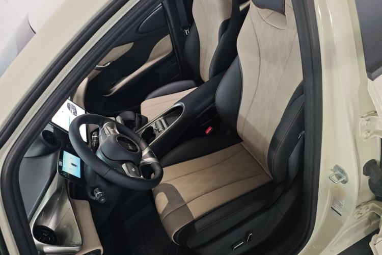 Used BYD Dolphin 2025 420km Free Edition
