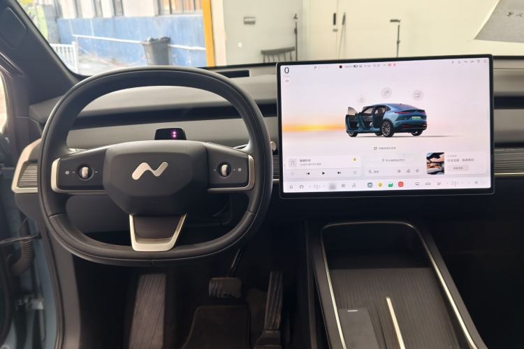 Used ONVO L60 2024 60 kWh All-Wheel Drive
