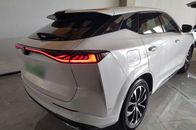 Used Changan UNI-Z New Energy 2024 Blue Whale Smart Electric iDD 125km Excellence Model
