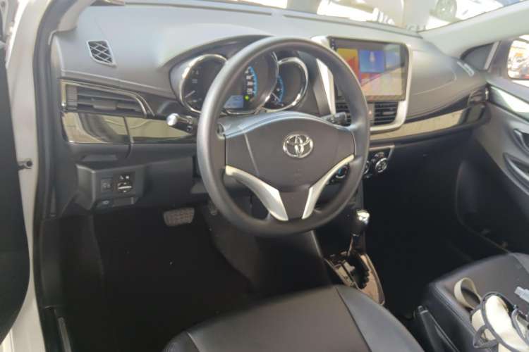Used Toyota YARiS L 2019 1.5E CVT Dynamic Edition China VI compliant
