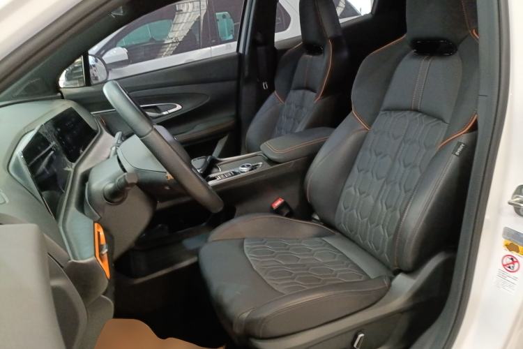 Used Changan UNI-T 2022 1.5T Prestige Version
