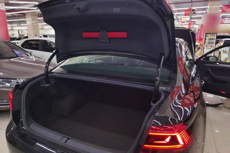 Used Volkswagen Magotan 2020 280TSI DSG Comfort Edition
