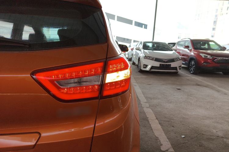 Used Hyundai ix25 2015 2.0L Automatic Two-Wheel Drive Intelligent GLS