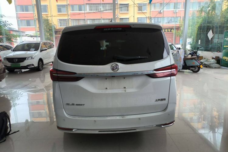 Used Buick GL8 2021 Land Cruiser Executive Class 652T Luxury Model
