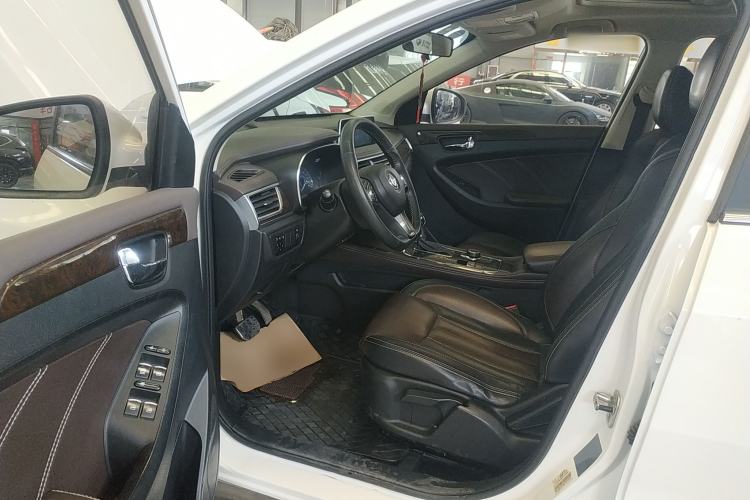 Used Dongfeng Fengon 580 2018 1.5T CVT Luxury Model
