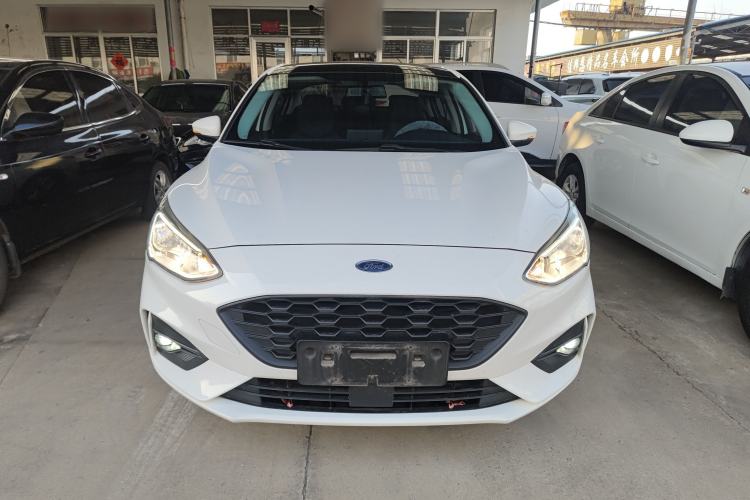 Used Ford Focus 2020 Sedan 1.5L Automatic Sharp Edition
