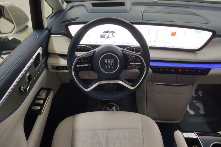 Used Buick GL8 New Energy 2024 Lu Zun Luxury Edition 6-Seater
