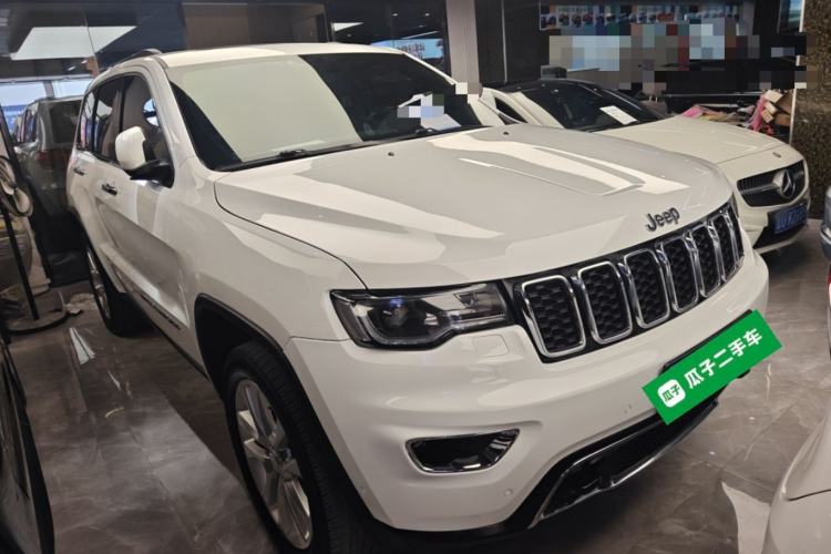 Used  Grand Cherokee (Import) 2016 3.0L Elite Navigation Edition
