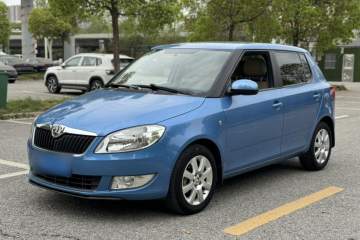 Used Skoda Fabia 2014 1.4L Automatic Crystal Edition