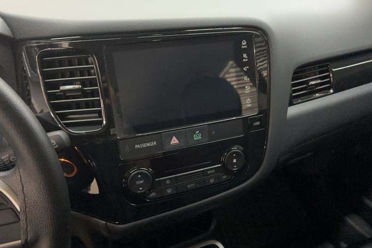 Used Mitsubishi Outlander 2021 2.0L Two-Wheel Drive Comfort Edition 5 Seats
