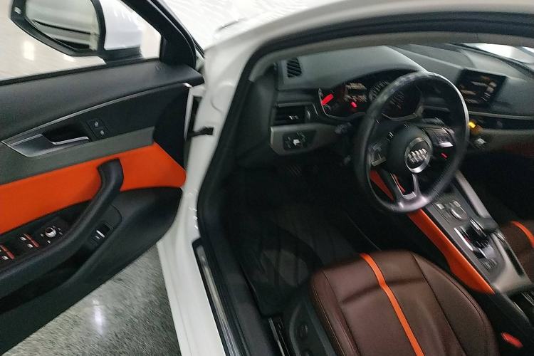 Used Audi A4L 2018 30th Anniversary Edition 40 TFSI Trendy Model
