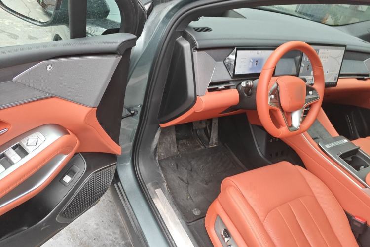 Used BYD Tang L 2025 DM 175KM Drone Player Edition