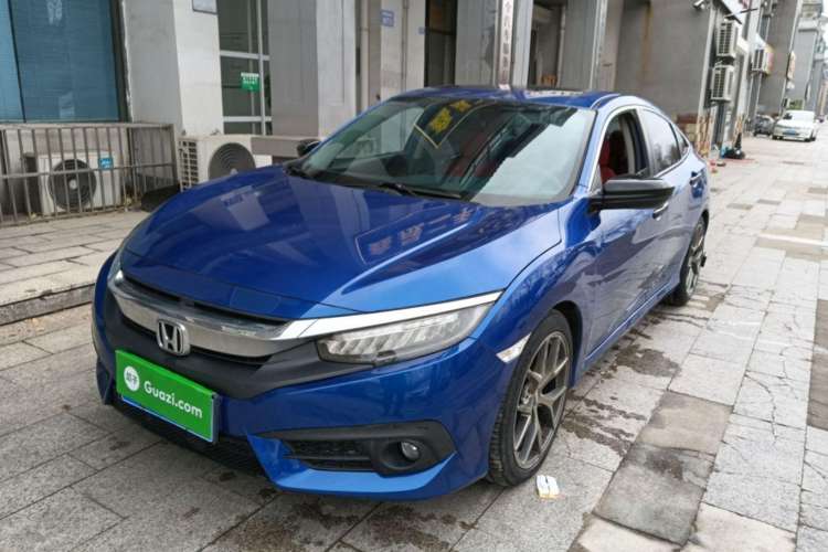 Used Honda Civic 2016 220TURBO CVT Luxury Edition
