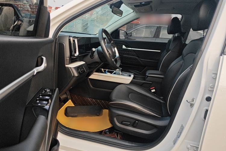 Used Hyundai ix35 2023 Musso 2.0L Deluxe Edition DLX