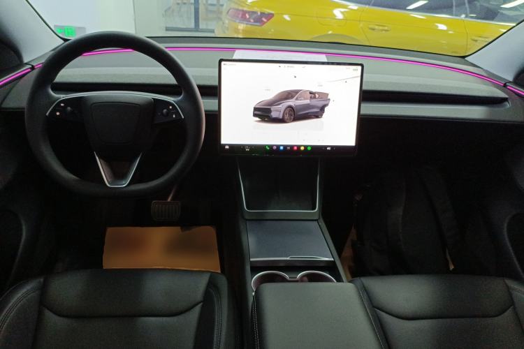 Used Tesla Model Y 2025 Rear-Wheel-Drive Version
