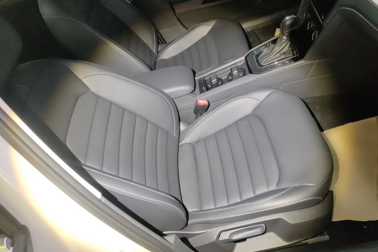 Used Volkswagen Lamando 2019 280TSI DSG Comfort Edition China VI standard
