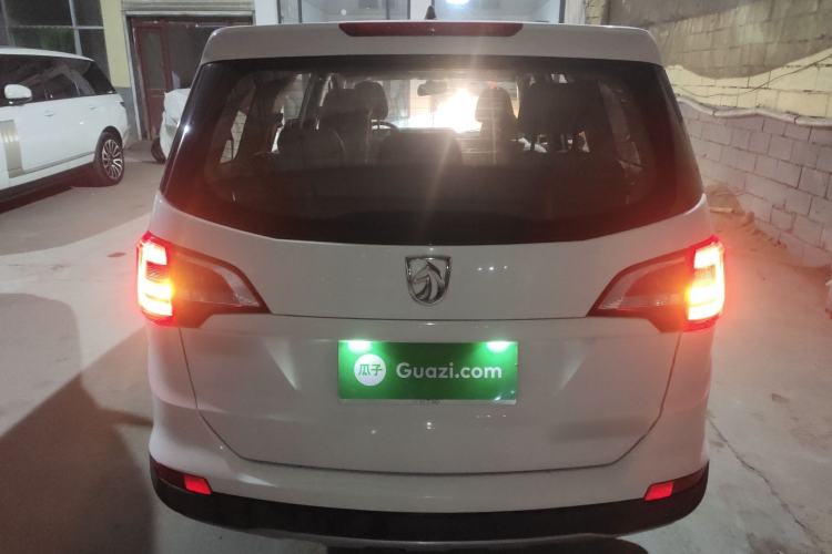 Used Baojun 730 2016 Revised 1.5L Manual Standard Version 7 Seats China V Emission Standard