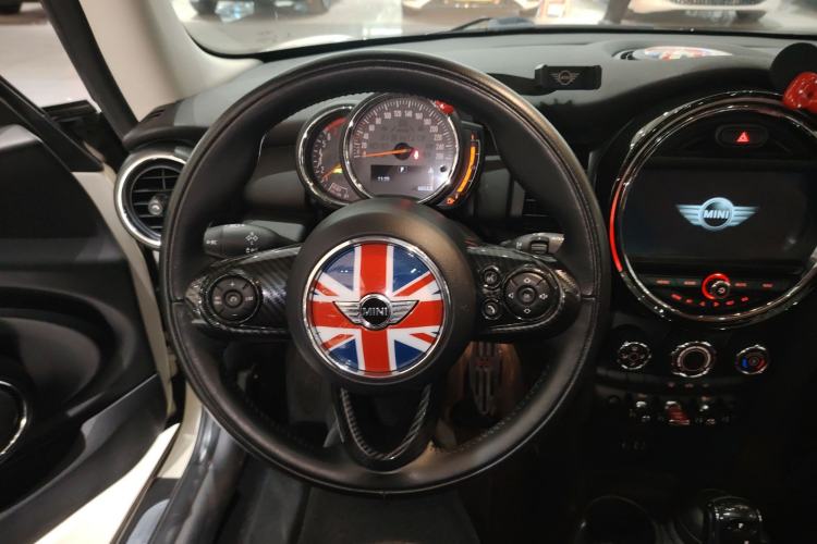 Used  MINI 2018 1.5T ONE PLUS
