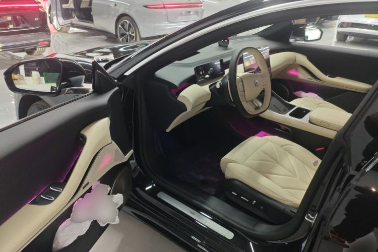 Used Nio ET5T 2025 75 kWh Touring