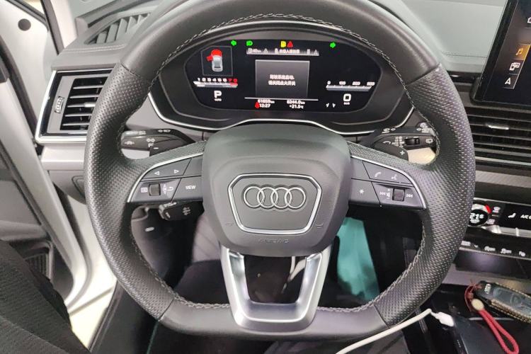 Used Audi Q5L 2022 45T Luxury Dynamic Model
