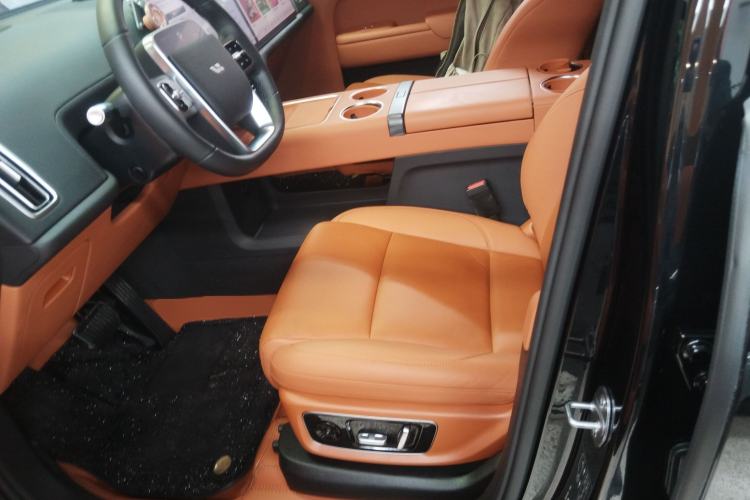 Used Li Auto L8 2024 Pro Model