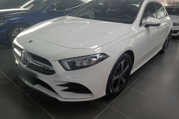 Used Mercedes-Benz A-Class 2022 Revised Version A 200 L Sport Sedan Fashionable Style