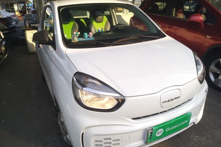 Used Roewe Clever 2021 302 km New Four-Seater Super-Efficient Version