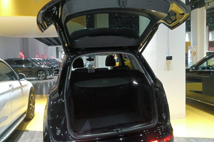 Used Audi Q5L 2022 40T Luxury Dynamic Model
