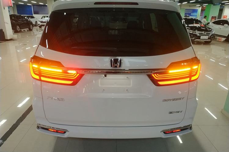 Used Honda Odyssey 2024 2.0L eHEV Sharp & Enjoy Edition
