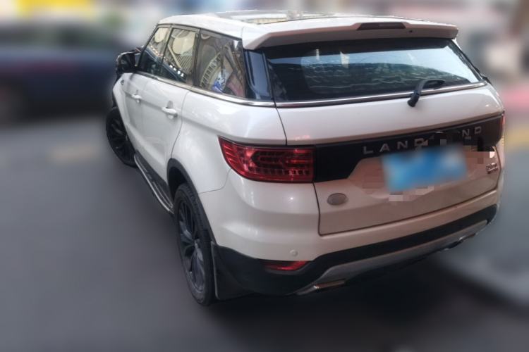 Used Land X7 2015 2.0T Panoramic Prestige Edition
