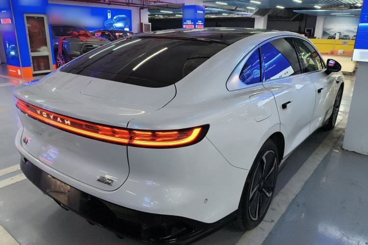 Used VOYAH PASSION 2023 Four-Wheel Drive Standard Edition
