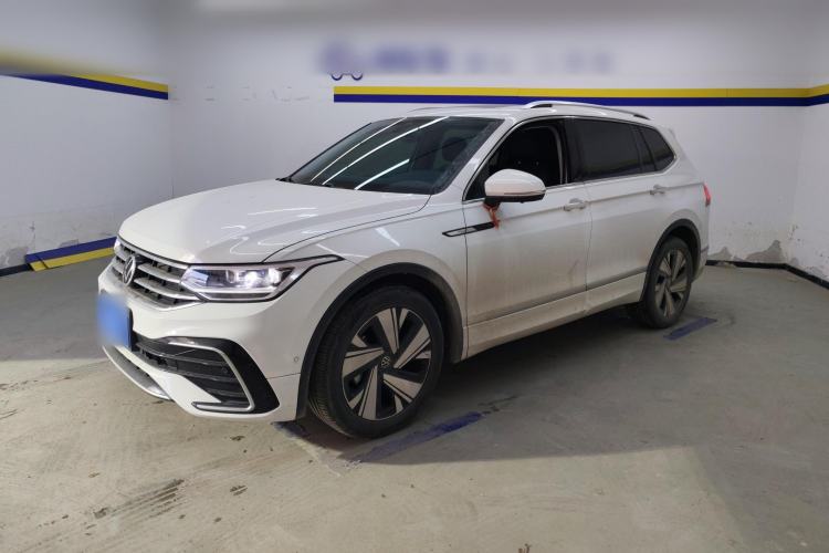 Used Volkswagen Tiguan L 2023 Restyled 330TSI Automatic Two-Wheel Drive R-Line Enhanced Comfort Version