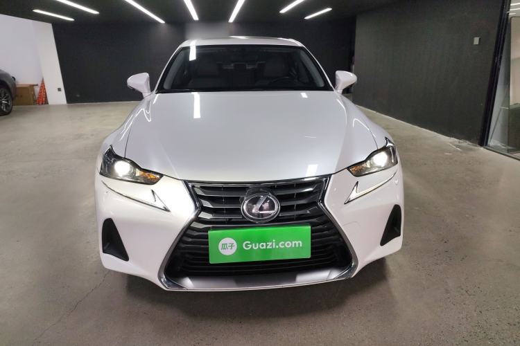 Used Lexus IS 2017 300 Leading Edition
