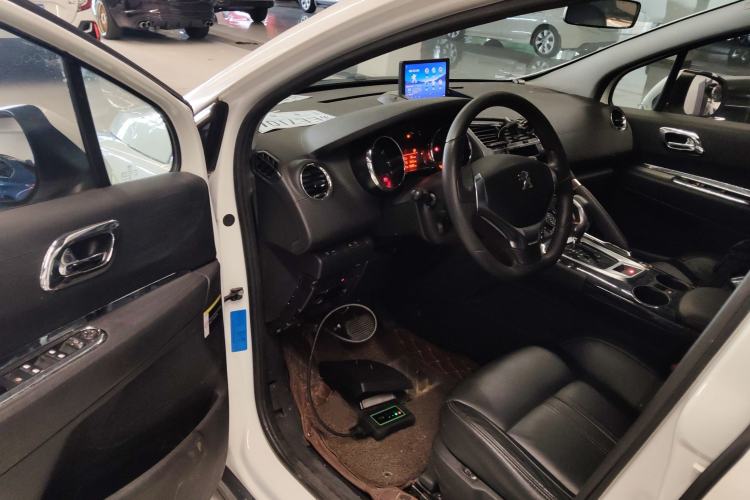 Used Peugeot 3008 2015 2.0L Automatic Trend Edition