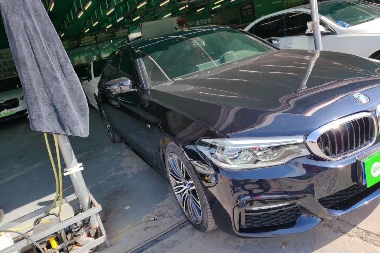 Used BMW 5 Series 2019 530Li Leading Model M Sport Package
