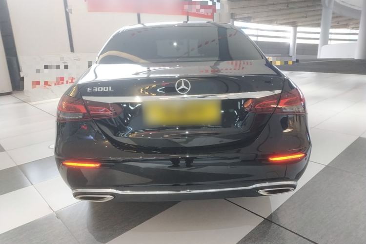 Used Mercedes-Benz E-Class 2023 Updated E 300 L Fashion Edition
