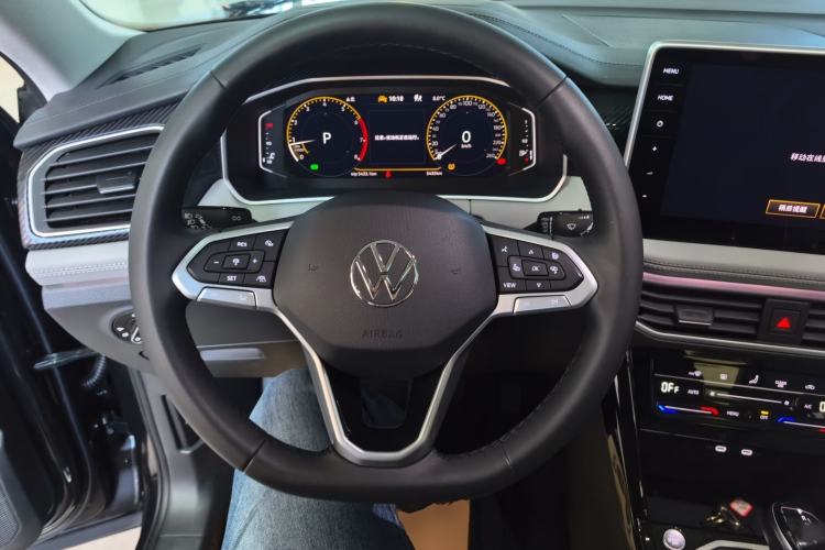 Used Volkswagen Tayron 2024 300TSI Two-Wheel-Drive Luxury Plus Advanced Version
